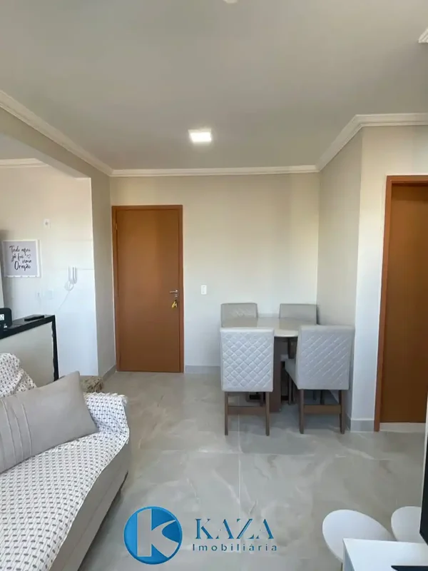 Excelente apartamento de dois quartos, todo no porcelanato, bem dividido e segur...