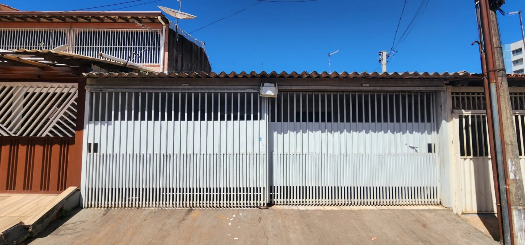 Casa de dois quartos a venda na quadra 317 de Samambaia Sul. Ótima localização, ...