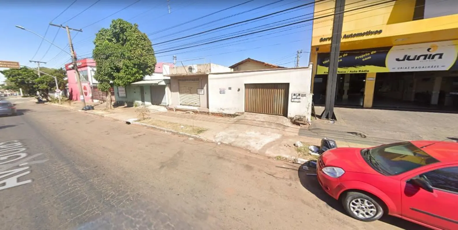 Excelente oportunidade na Av. Goiás – Urias Magalhães!Imóvel com 375 m² de terre...