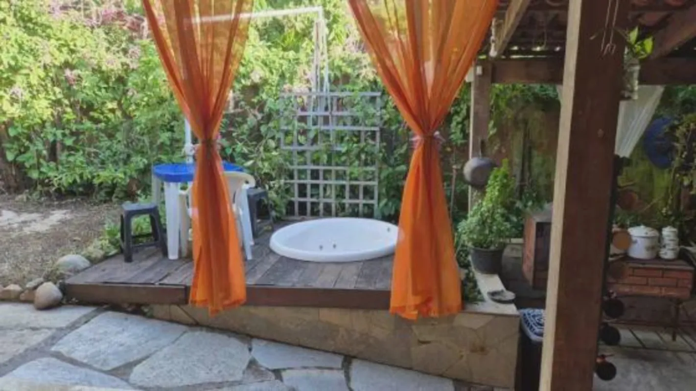 Casa à venda no coração de Pirenópolis – 560m² de potencial e históriaExplore es...