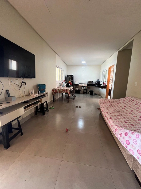 Res. Reserva dos Buritis300m² 3 Quartos |01 suíte ?3 banheiros ? 4 vagas + escan...