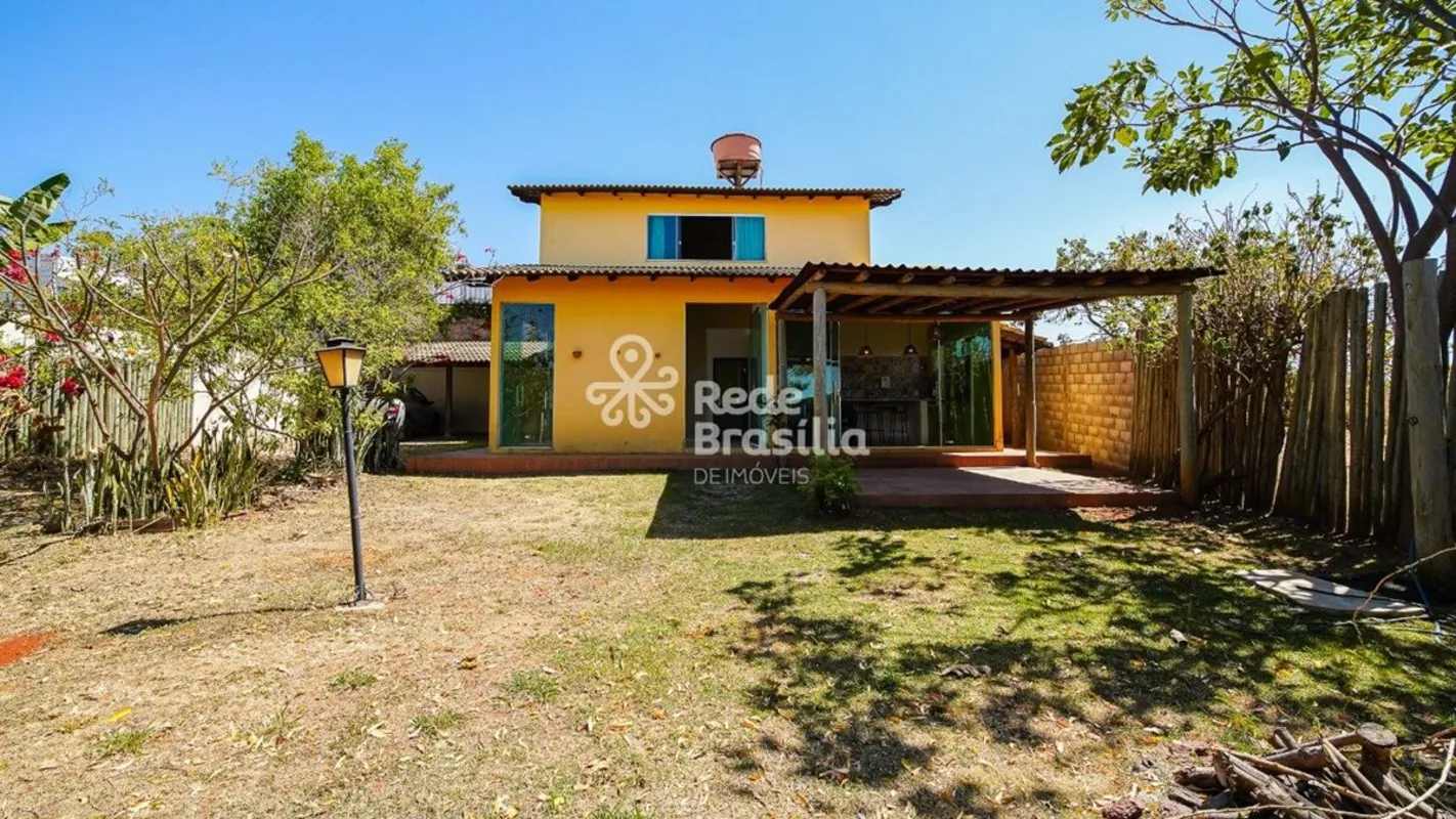 OPORTUNIDADE ÚNICA NO PRIVÊ MORADA SUL - ETAPA C.Encante-se com esta charmosa ca...