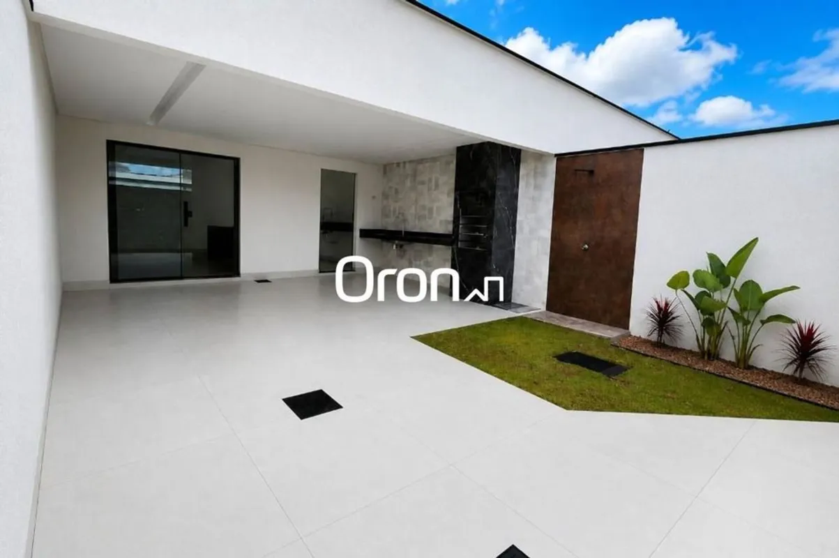 CÓDIGO DO IMÓVEL: CA2327LOCALIZAÇÃO:Próximo a Praça do Morro, com fácil acesso à...
