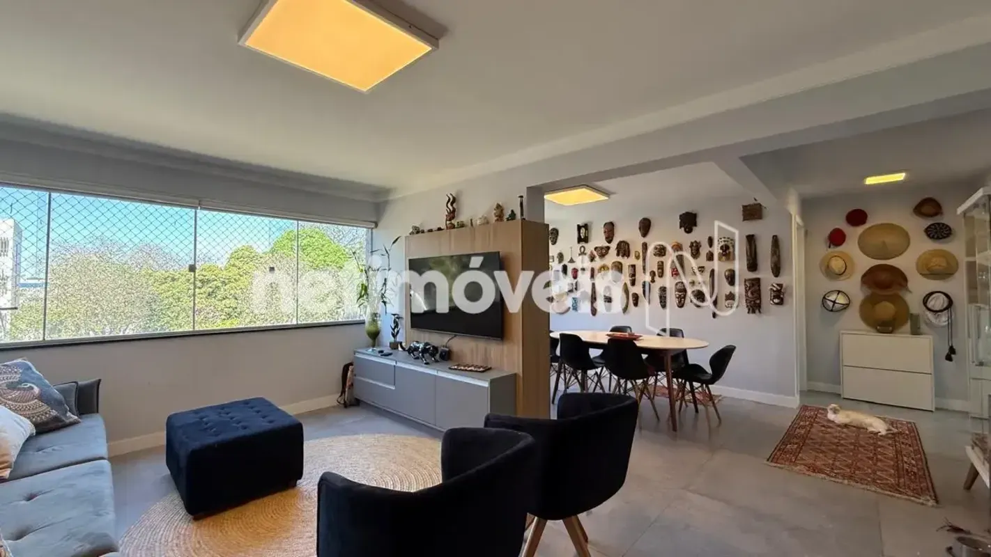Apartamento 2 Quartos - SQS 411 - Reformado - Vista Livre - Mobiliado Um apartam...