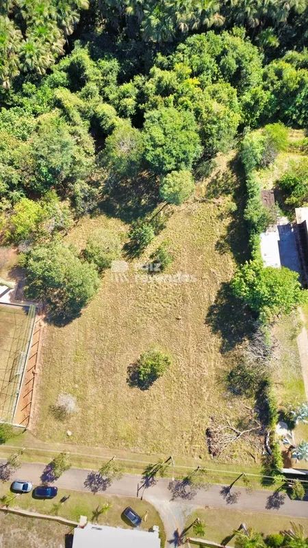 Lote à venda no Condomínio Alto da Boa Vista em Senador Canedo com 5.098 m² e fu...