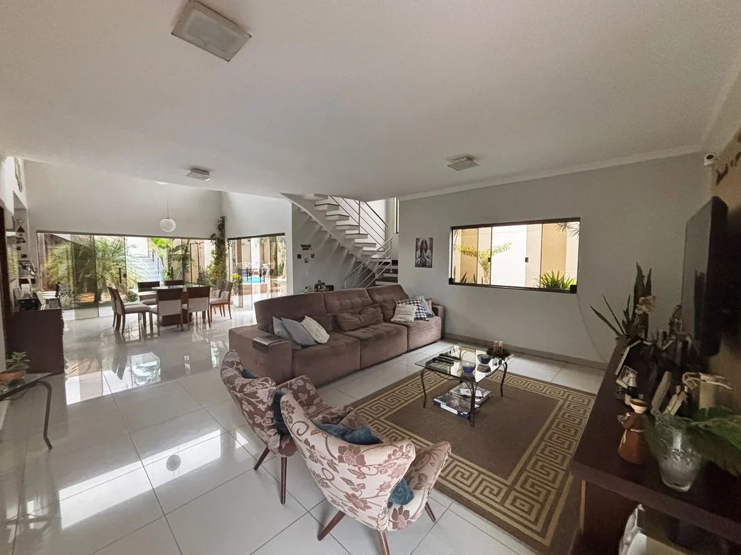 - IMÓVEL QUITADO E ESCRITURADODescubra uma residência exclusiva na Rua 1, no bai...