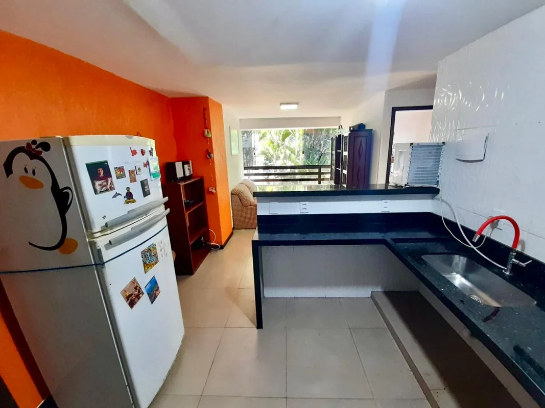 Julisce Alencar Assessoria Imobiliária vende...Apartamento de canto localizado n...