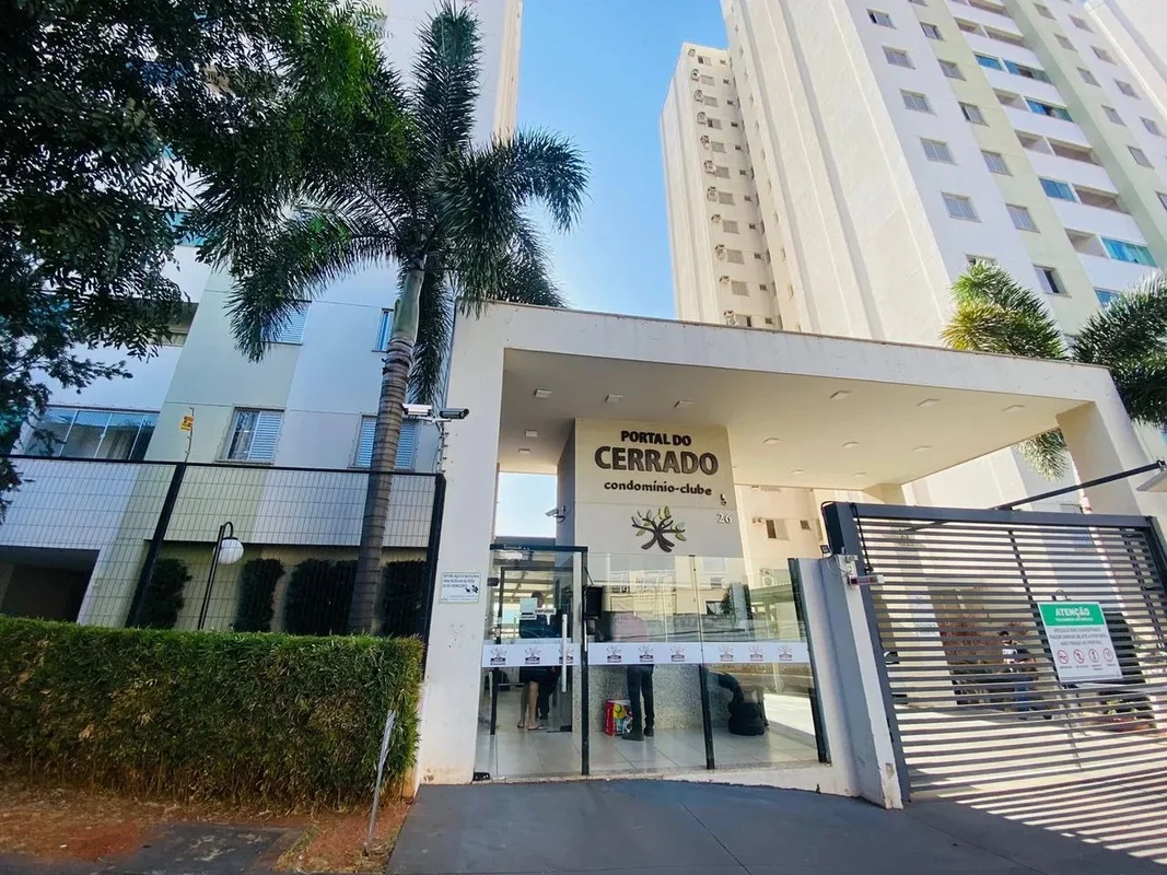 Lindo apartamento de 3 quartos no Negrão de Lima.?? Área construída: 67 m²?? 1 v...