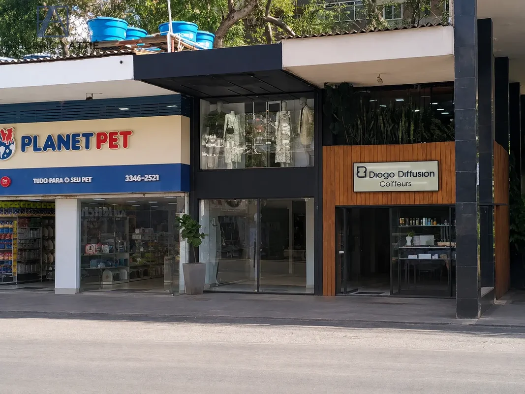  Loja Comercial na Asa Sul | 105 m² com Avanço RegularizadoOportunidade para o s...