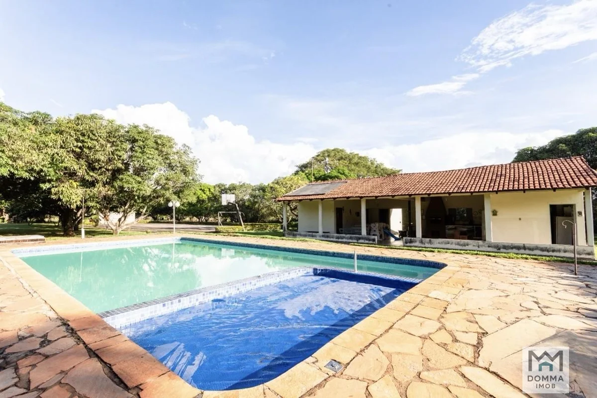 DOMMA IMOV VENDE COM EXCLUSIVIDADECHÁCARA À VENDA - QUALIDADE DE VIDA A APENAS 2...