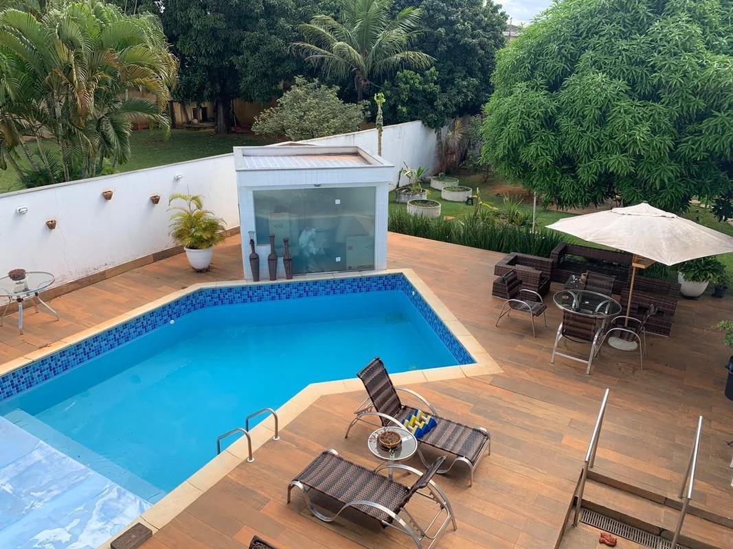 Casa de Alto Padrão com 3 Suítes e Energia FotovoltaicaValor: 2.450.000Residênci...