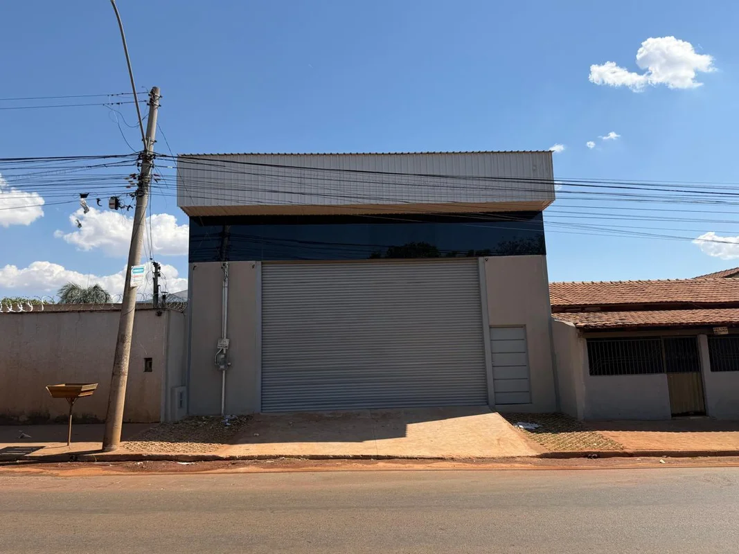 Galpão para aluguel na REGIÃO NOROESTE situado na Rua E, QD 08 LT 05, SETOR PARQ...