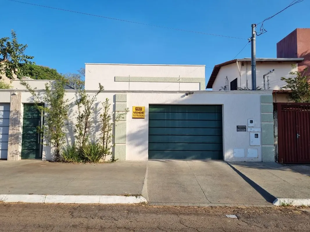 Casa à venda com 3 quartos, sendo 1 suíte, e varanda gourmet – Conforto e pratic...