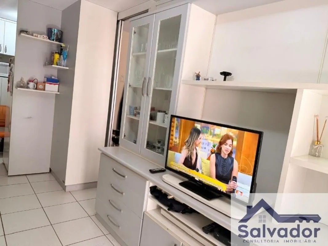 SALVADOR IMÓVEIS vende: Excelente apartamento mobiliado no Residencial Via Belve...