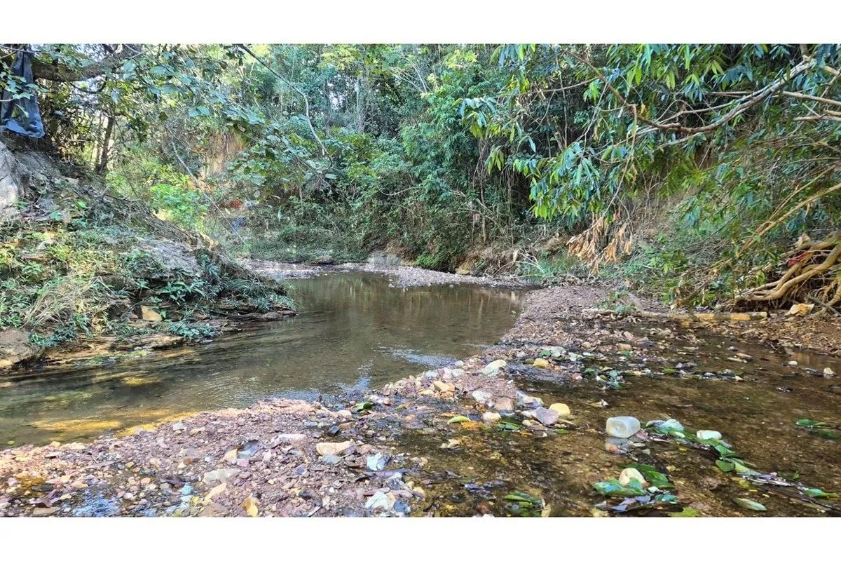 Chácara à venda em Águas Lindas Excelente localização e grande potencial de valo...