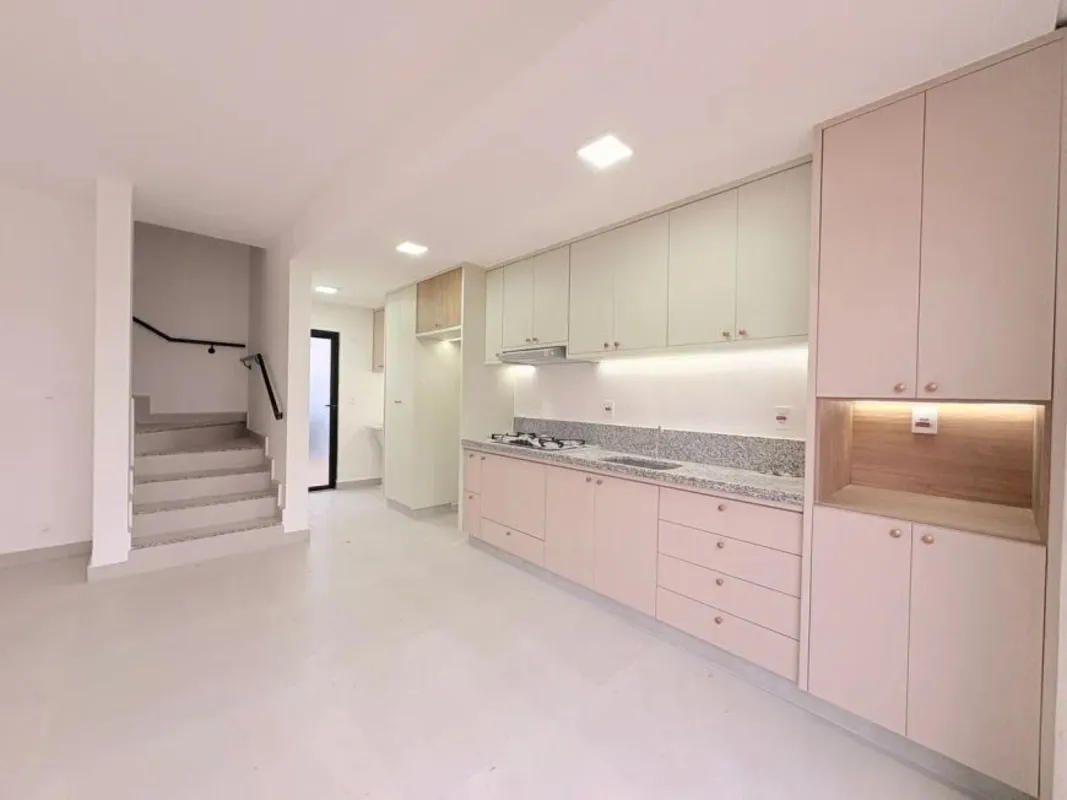 Casa para aluguel no Condomínio Jardins Berlim de 2 quartos completo em armários...