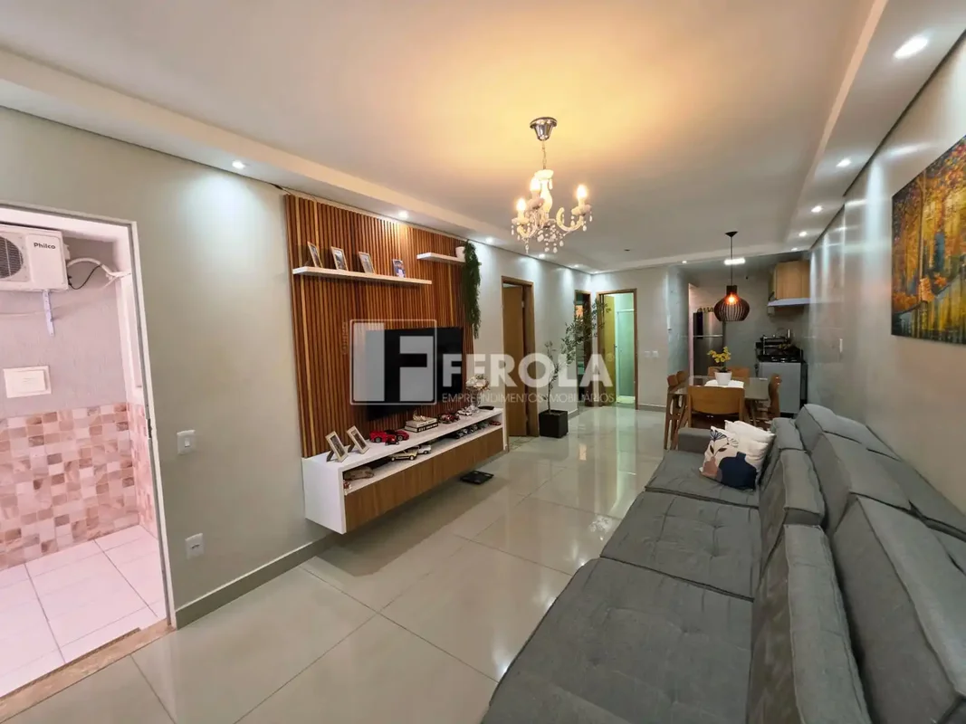 FEROLA A MAIS ACESSADA DE BRASÍLIA VENDE CASA NA QN 208 - 98224-8049 - METRÔ - C...