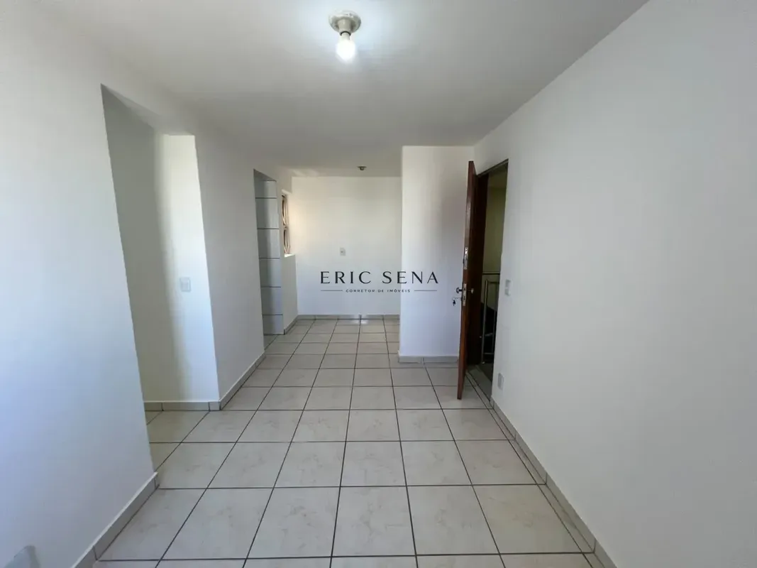 Apartamento de 51m2 na QI 01 Bloco S, Guará I, excelente localização!Unidade con...