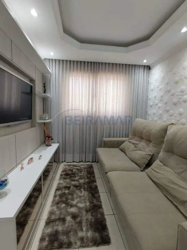Imóvel completamente mobiliado e decorado com muito bom gosto, oferecendo pratic...