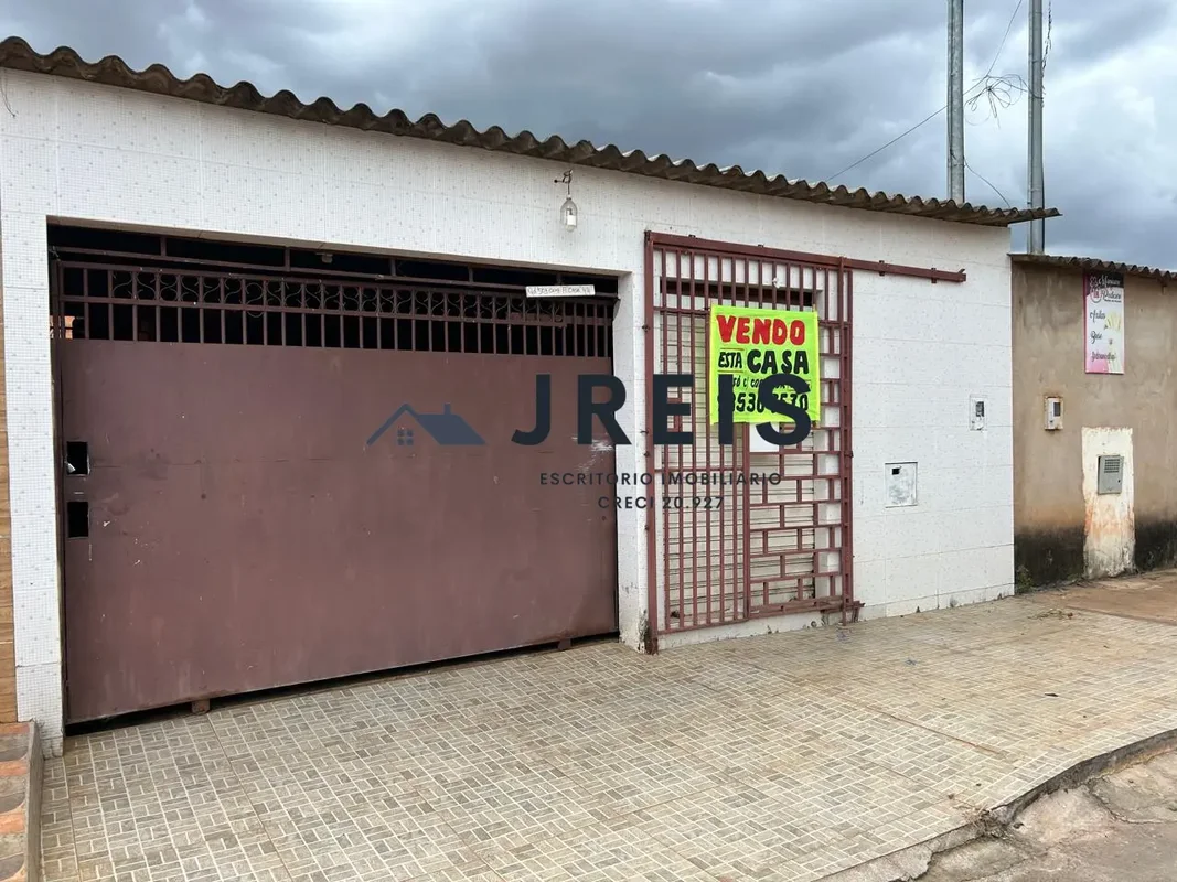 JREIS ESCRITÓRIO IMOBILIÁRIOCasa sendo:* 2 quartos;* Cozinha gourmet; * Sala;* C...