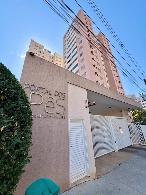R$ 330 Mil no Negrão de Lima Apartamento de 2 quartos com 56 m², composto por sa...