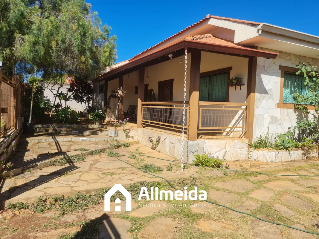 VENDO CASA NA LAJE COM 350,46M² E LOTE DE 1.015,76M² TODO MURADO NA 3° ETAPA DO ...