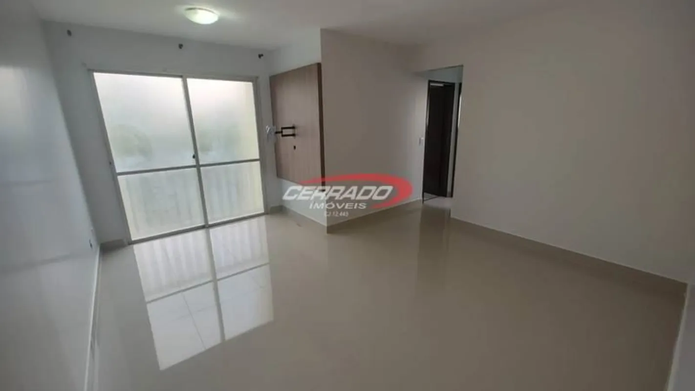 APARTAMENTO 2 QUARTOS, PORCELANATO, AR CONDICIONADO, ARMARIOS,1 VAGA DE GARAGEM....