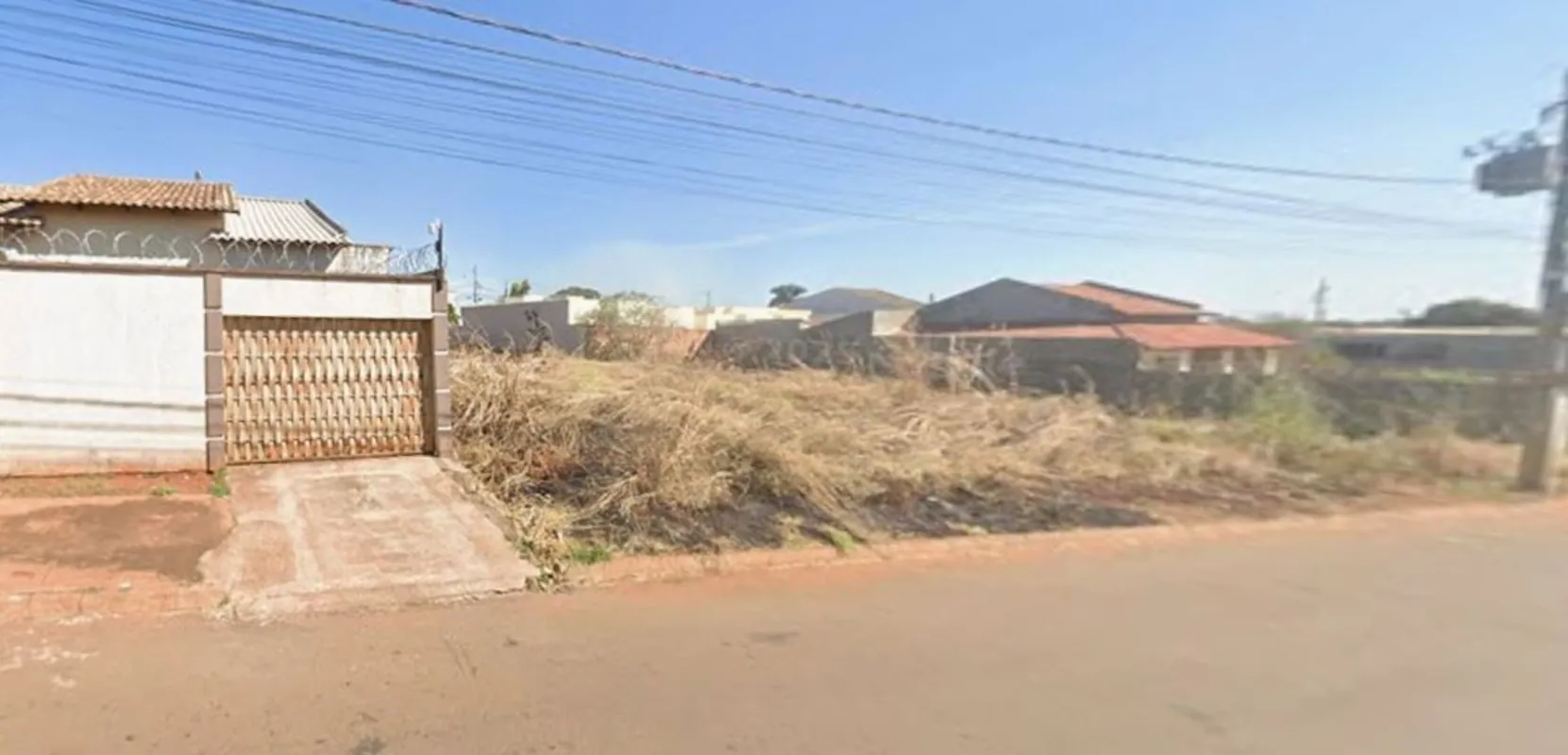 360 mÂ² de Ã¡rea total12,33 m de frenteExcelente localizaÃ§Ã£o, prÃ³ximo Ã  GO-0...