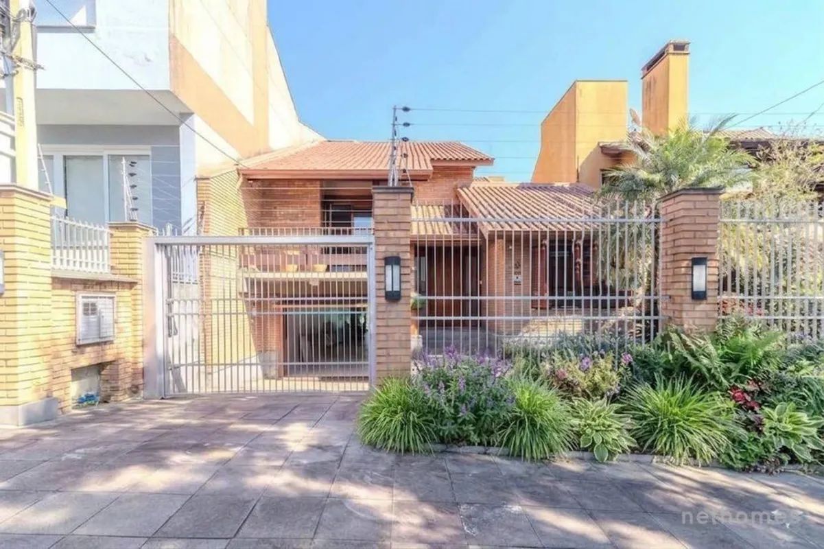 O refúgio urbano perfeito: sofisticação, lazer privativo e home office completo....