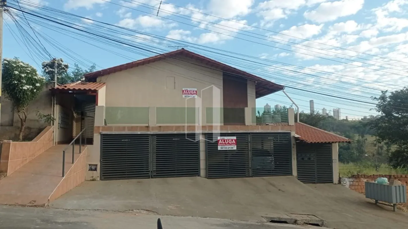 Linda Kitnet na Vila Alto da Glória em Goiânia. composta por 1 quarto, sala, coz...