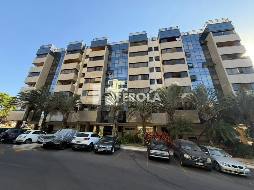 COBERTURA EXCLUSIVA À VENDA NA QUADRA 110 NORTEProjeto assinado por arquiteto st...