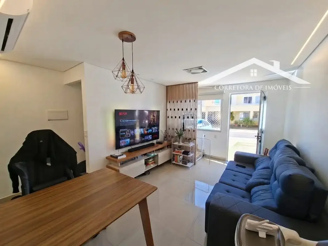 OPORTUNIDADE IMPERDÍVEL! EXCLUSIVIDADE!VENDE-SE BELÍSSIMA CASA DE 2 QUARTOS NO J...