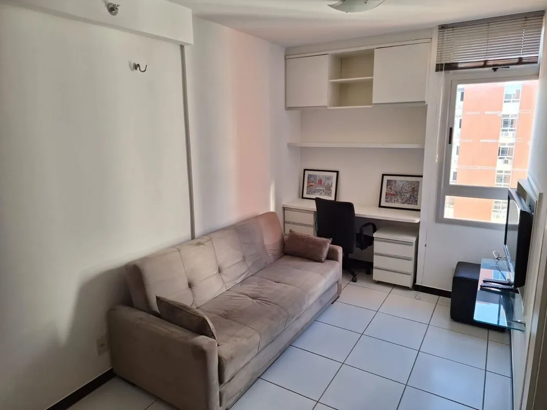 Descubra este apartamento mobiliado de 27 m² localizado na cobiçada Zona Industr...