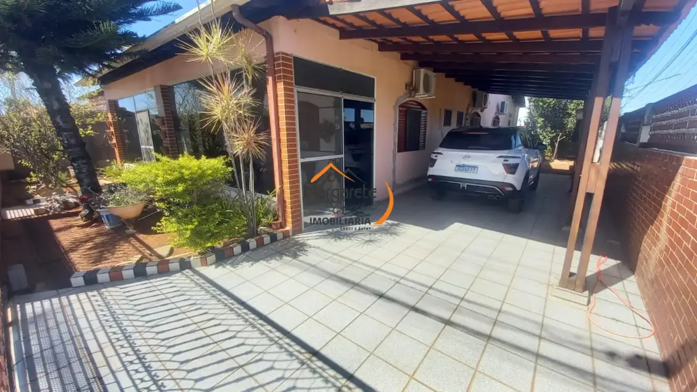 Imobiliária Margarete Corrêa vende Casa térrea no Condomínio Jardim Europa 1.*Nã...