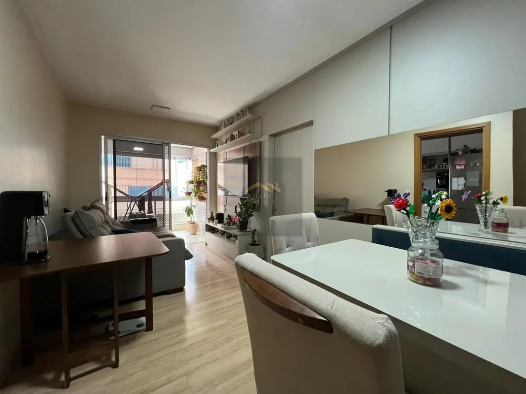 Batista Soluções Imobiliárias vende excelente apartamento no Residencial Canto d...
