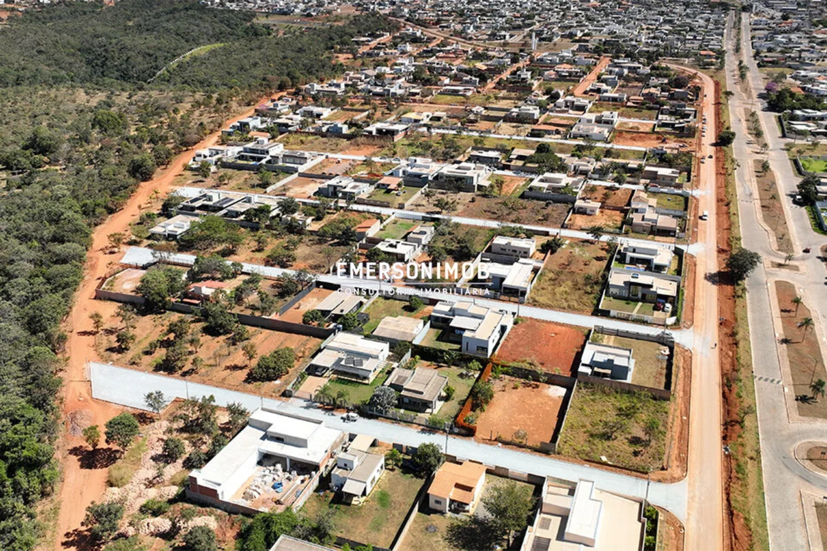 ESTÂNCIA QUINTAS ALVORADA - LOTE À VENDA 650M² LOTE:Fica localizada na Quadra 03...