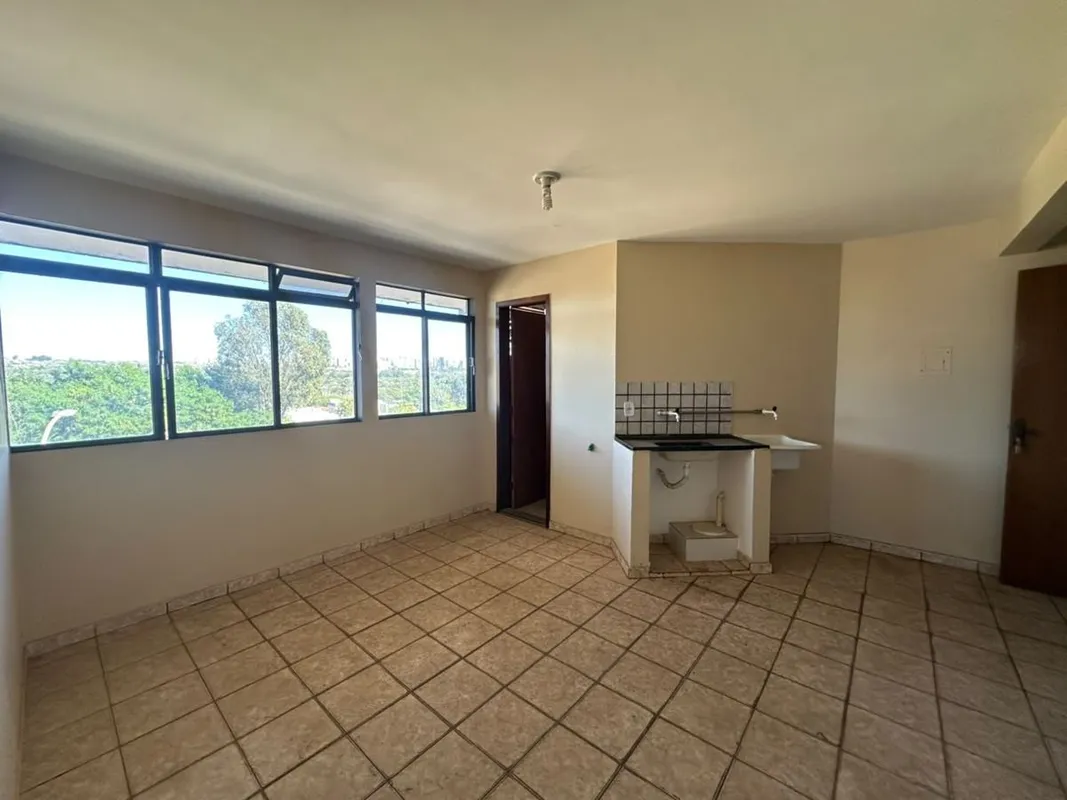 APARTAMENTO NA QE 40 GUARÁ II 48M² 2 QUARTOS 2º ANDAR DOCUMENTAÇÃO CESSÃO DE DIR...