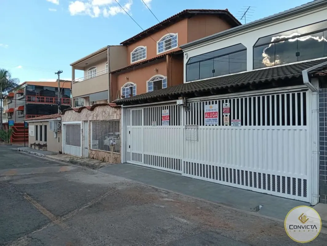  ENDERÇO: QE 46 CONJUNTO L CASA 05 - GUARÁ 03 QUARTOS SENDO OS 03 SUÍTES, 2 SALA...