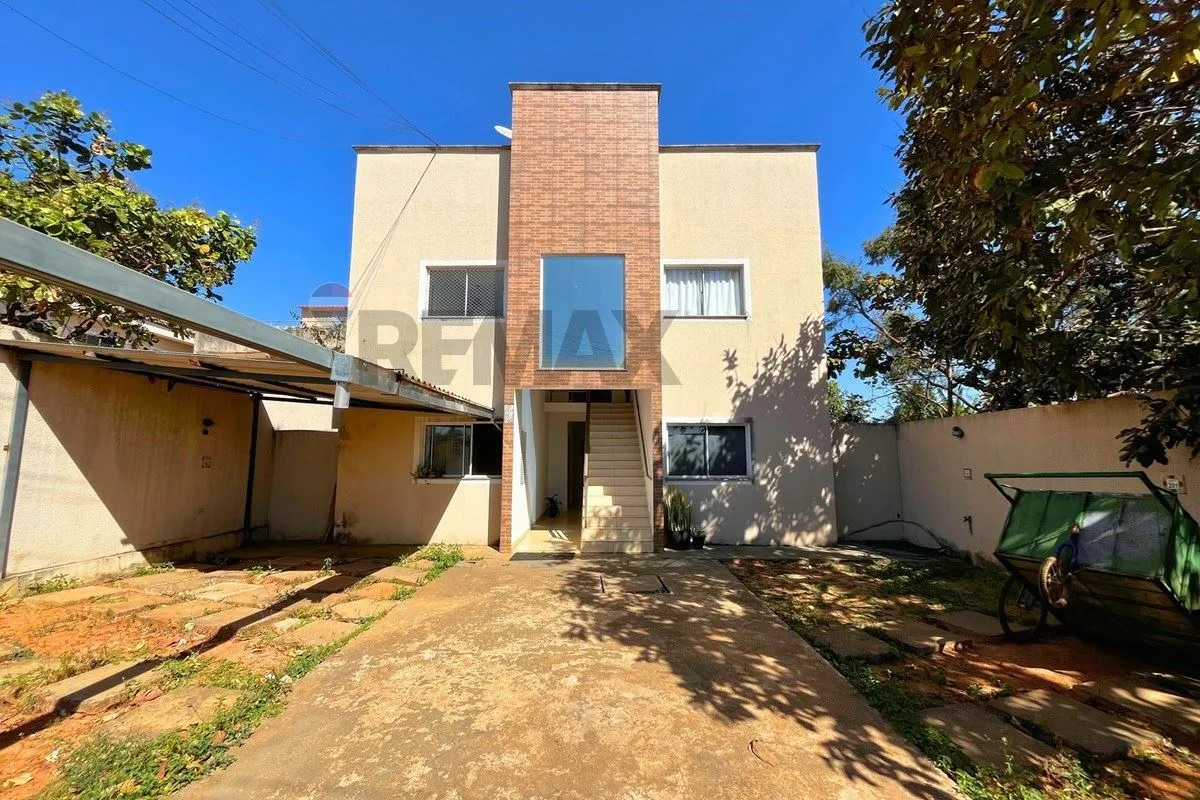 Imagine ter seu próprio espaço, com 2 quartos, garagem e uma localização prática...