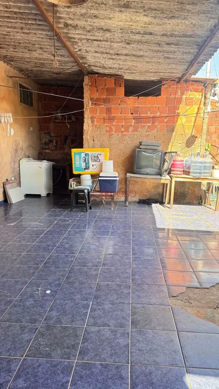 CASA À VENDA – QR 525 | SAMAMBAIA SUL – DFExcelente oportunidade para quem busca...