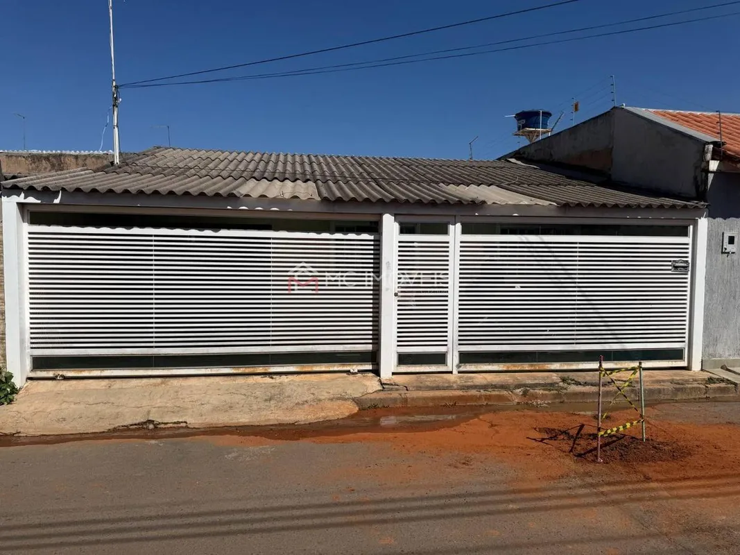 CASA À VENDA – QNP 5 CONJUNTO F | CEILÂNDIA | 2 QUARTOSExcelente oportunidade pa...