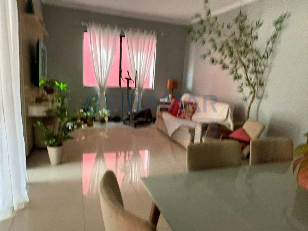 Apartamento Térreo de 175 m² com 4 Quartos e 2 Suítes - Marginal da EPTG (Vicent...
