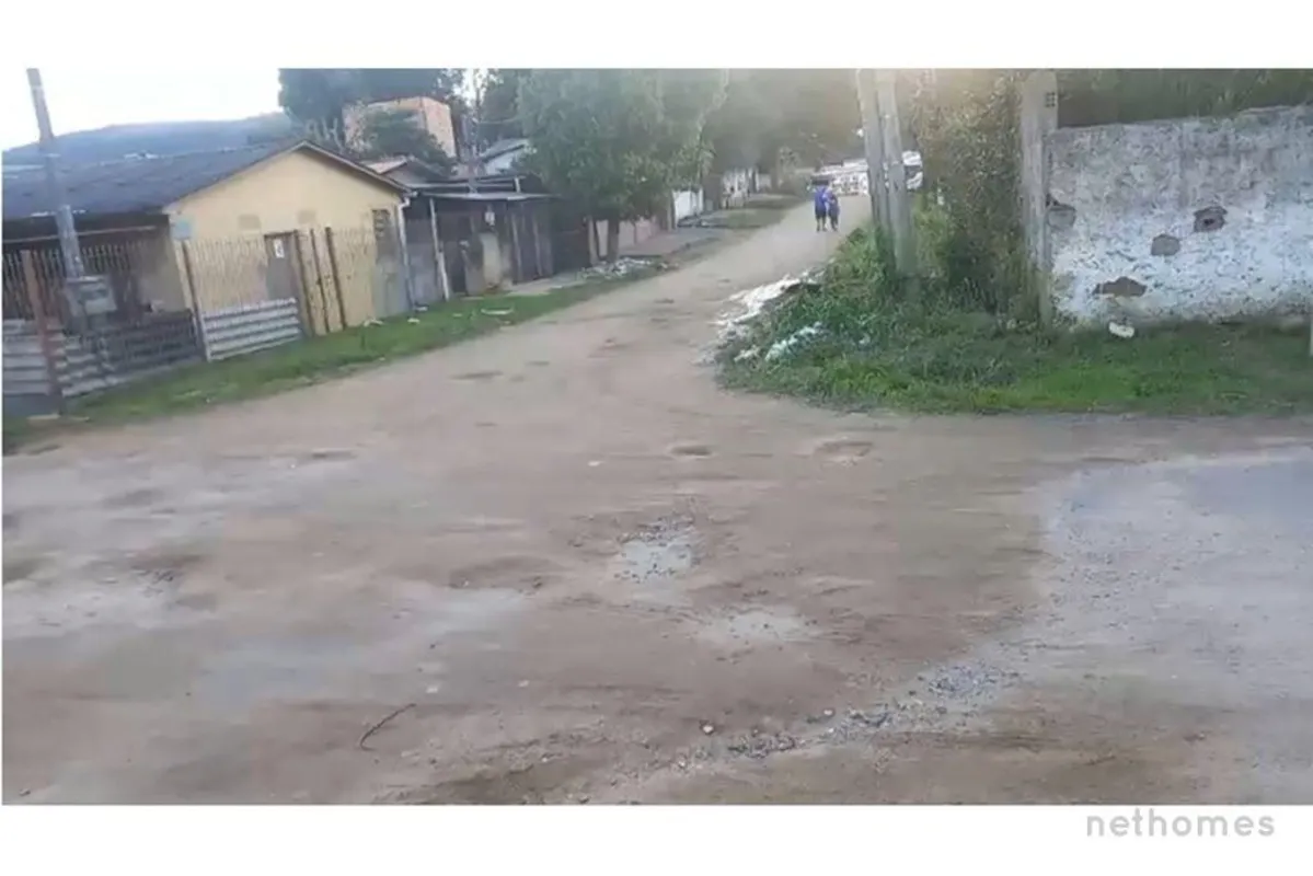 Terreno medindo 150 m² (15mx10m), na Rua Maranhão, esquina Rua Espírito Santo, n...