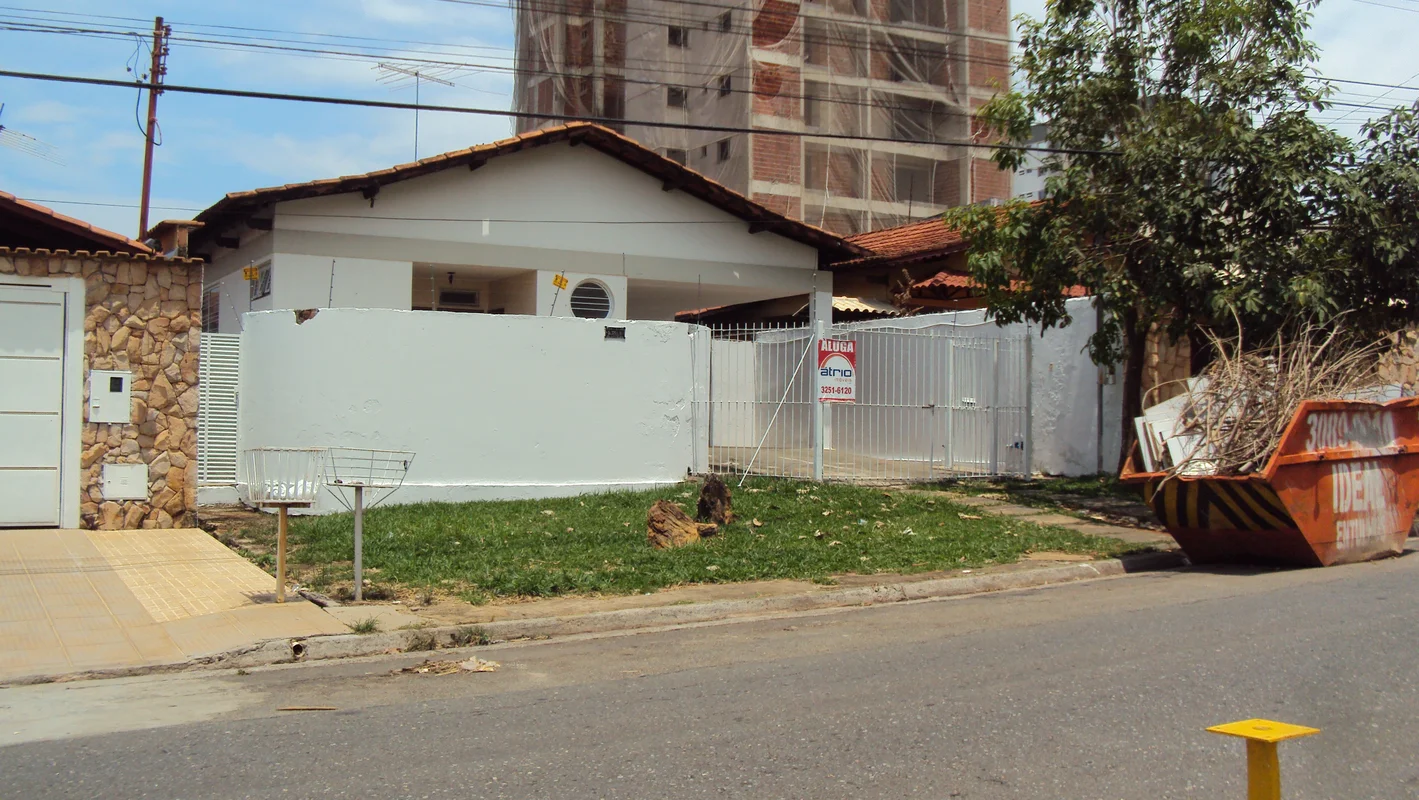 Casa a venda com três quartos e sendo uma suíte R$ 690.000,00 Jardim América, Go...