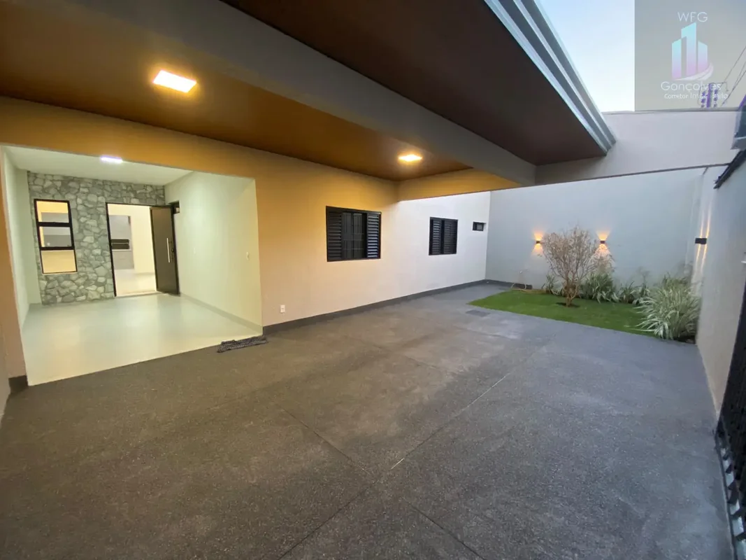 CASA MODERNA 3 SUITES com PISCINA NO PARQUE DAS LARANJEIRAS !- 3 dormitórios amp...