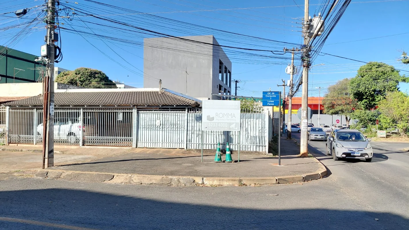  F&M IMOBILIÁRIA – VENDE COM EXCLUSIVIDADE QE 26 – Conjunto T, Guará II Casa de ...