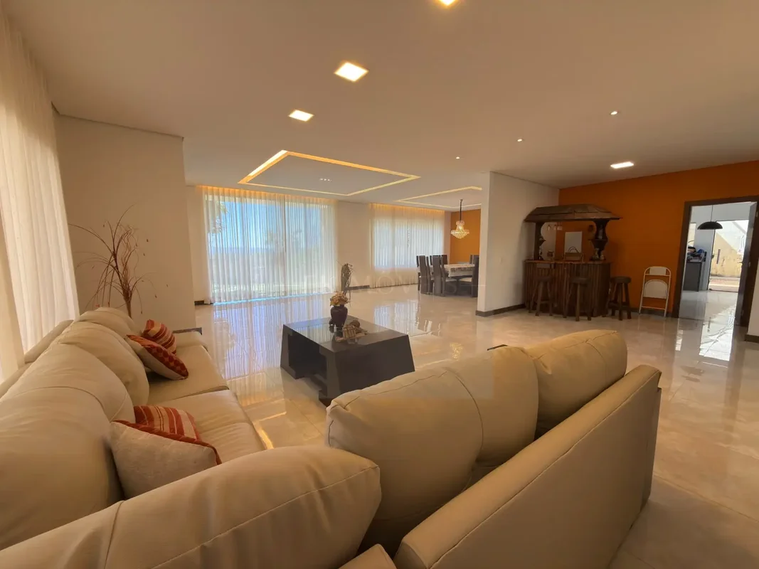 Uma casa que foi pensada para receber a família e os amigos sem ter briga por es...