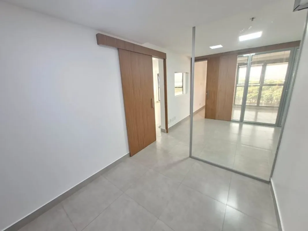 VILLA153673 - Última atualização: 08/09/26 23:32Conjunto de salas comerciais com...