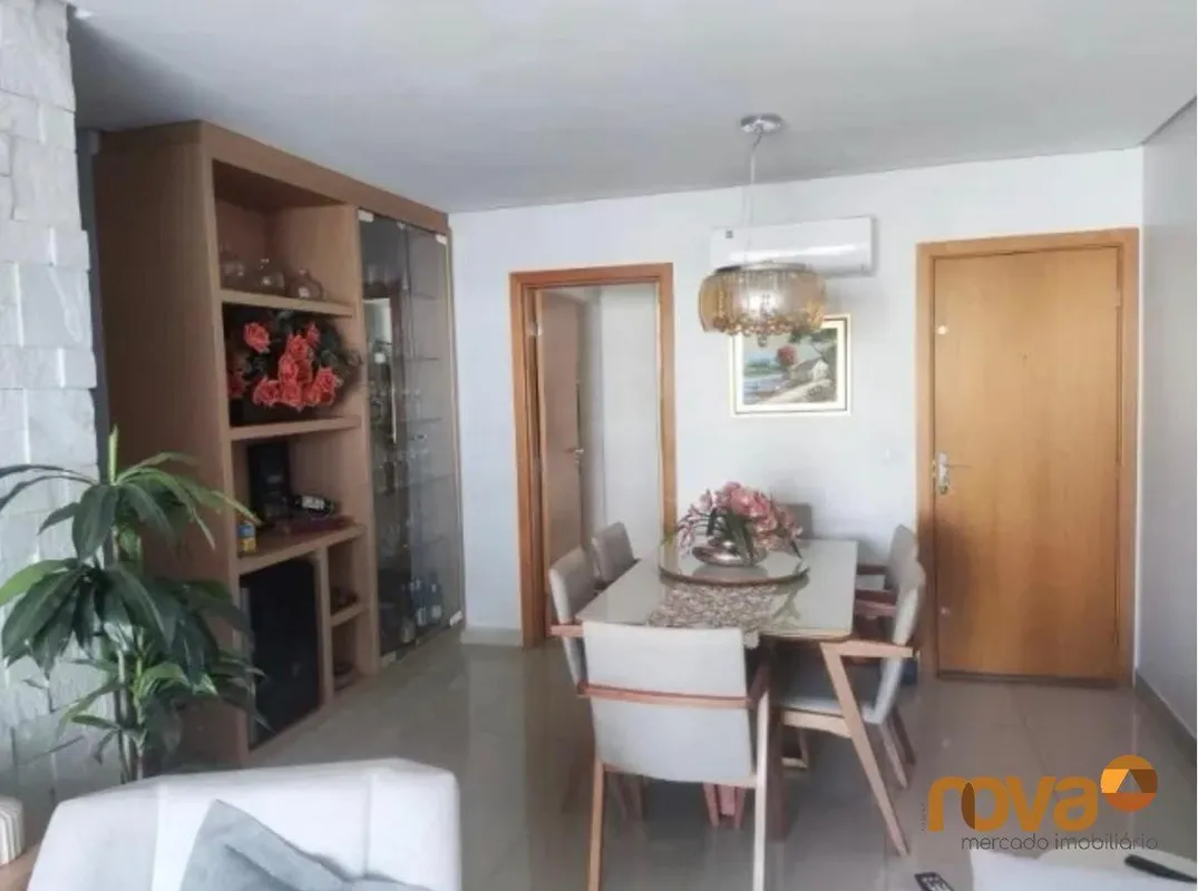 3 Suítes plenas; Ar cond. em todos os quartos e sala(novo); Móveis planejados n...