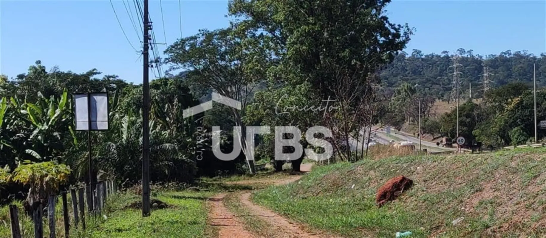 COD U-0034262 - Chácara com área de 12.000m² (1,2 Hectare) de terreno com alto p...